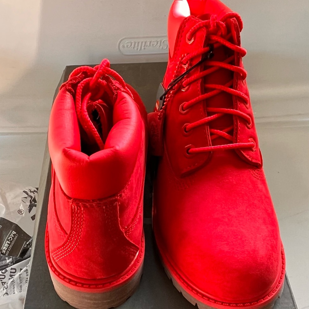 Timberland youth 1 
Brand new